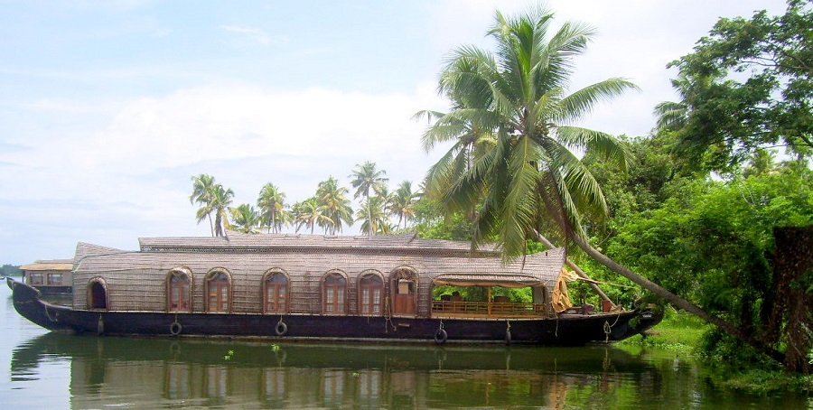 Houseboat Parked for Lunch
